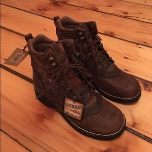 Ariat Fatbaby boots. Size 9